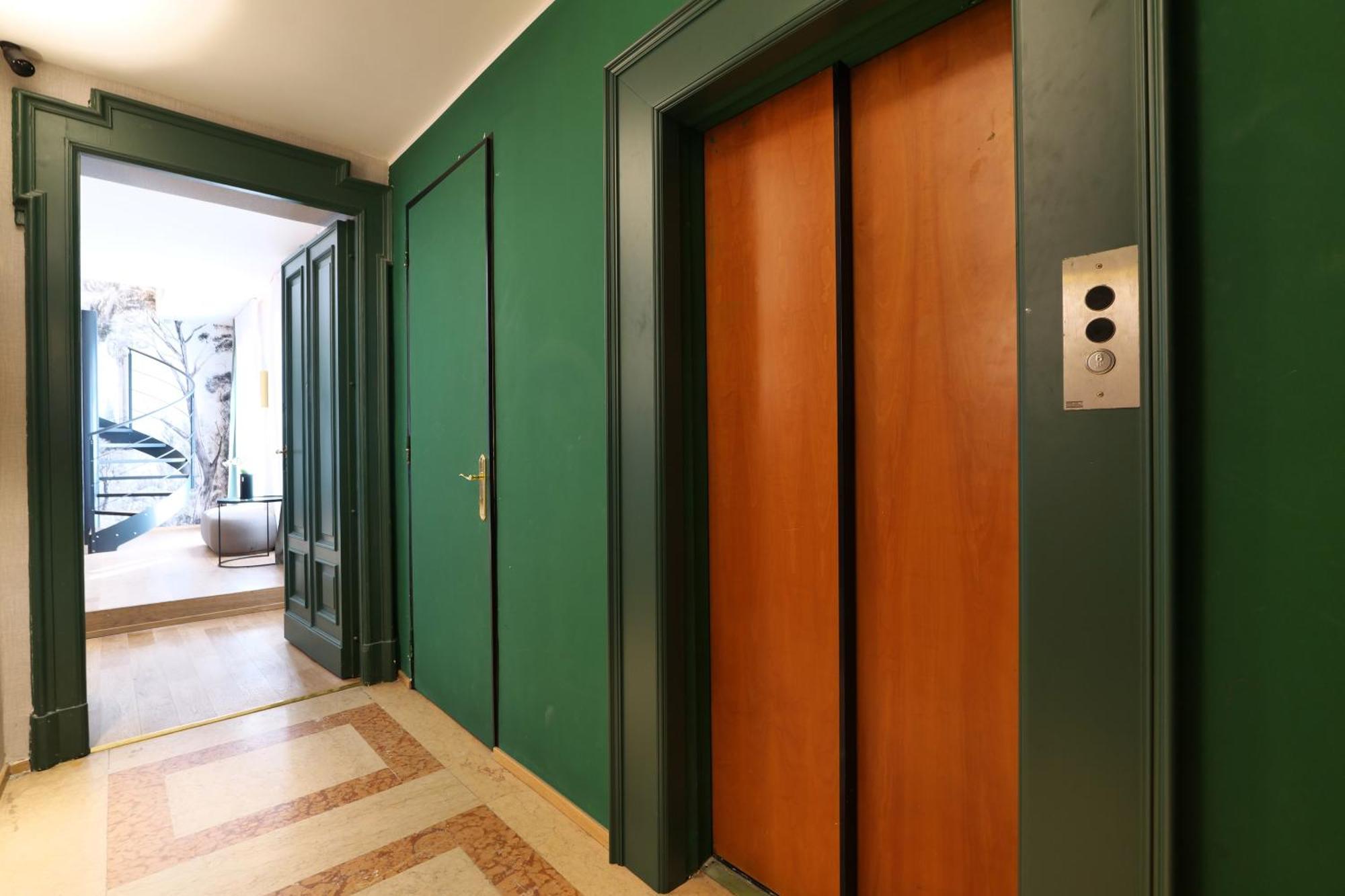 Prestige Boutique Aparthotel - Piazza Duomo View Milão Exterior foto